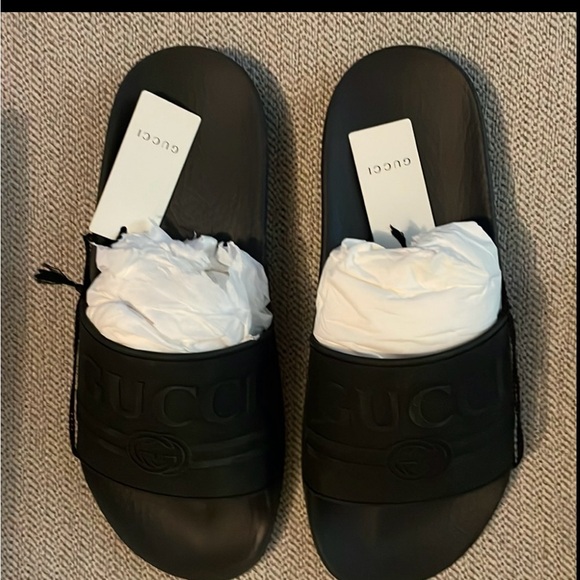 NWT Authentic Rubber St. Gucci print logo slides. - Picture 10 of 11